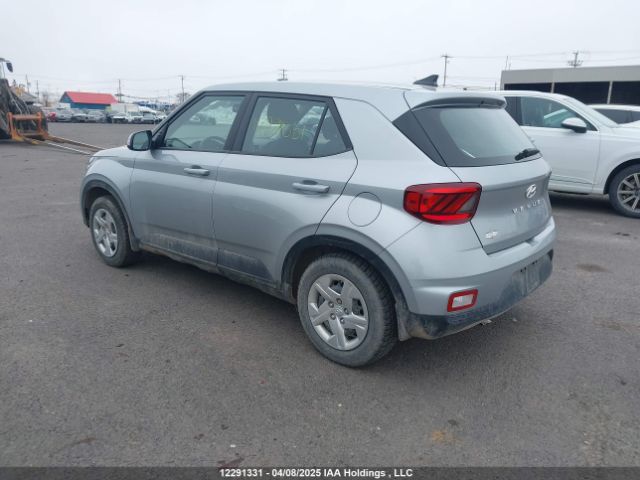 KMHRB8A39NU145638 Hyundai Venue Se