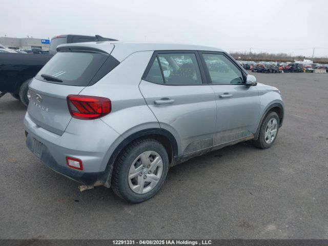 KMHRB8A39NU145638 Hyundai Venue Se