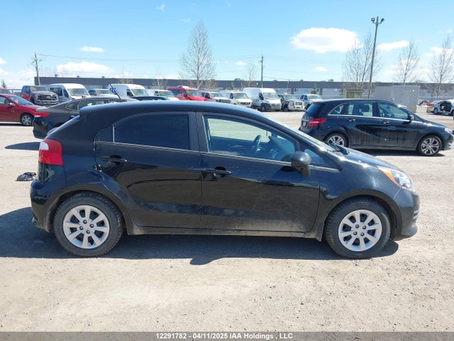 KNADM5A33H6070996 KIA Rio
