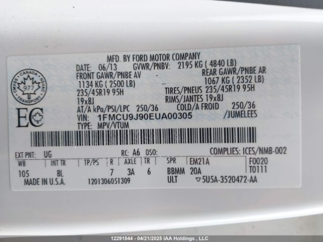 1FMCU9J90EUA00305 Ford Escape Titanium