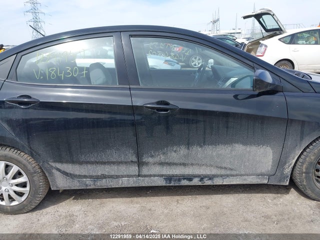 KMHCT4AE3HU184307 Hyundai 2017