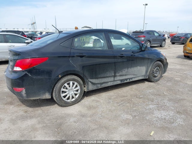 KMHCT4AE3HU184307 Hyundai 2017
