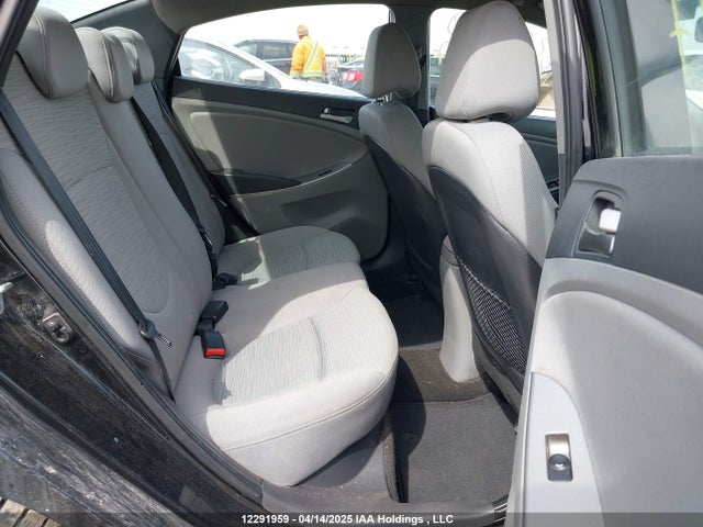 KMHCT4AE3HU184307 Hyundai 2017
