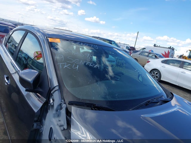 Nissan 2019 2019 3N1AB7AP1KY397698 Image 16