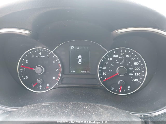 12292329 :رقم المزاد ، 3KPFL4A78JE261664 vin ، 2018 Kia Forte Lx/s مزاد بيع