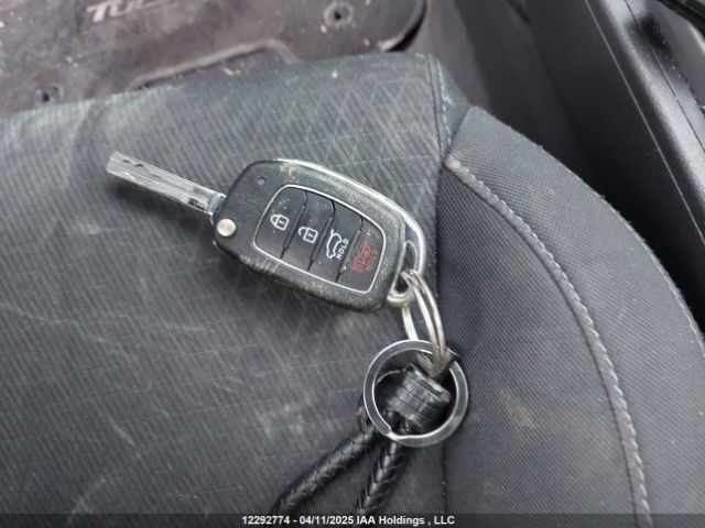 KM8J33A48GU046110 Hyundai Tucson Premium