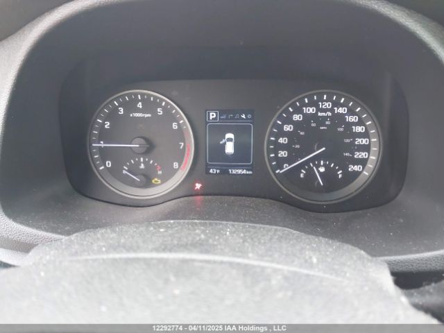 KM8J33A48GU046110 Hyundai Tucson Premium