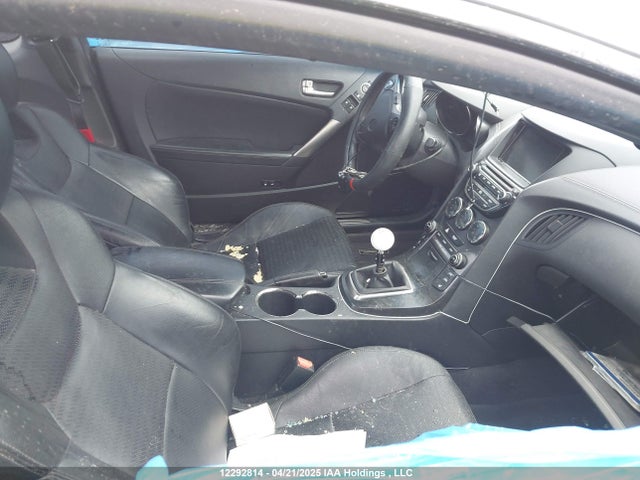 KMHHU6KJ1GU134725 Hyundai Genesis