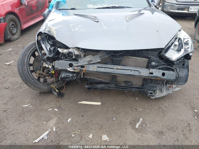 KMHHU6KJ1GU134725 Hyundai Genesis