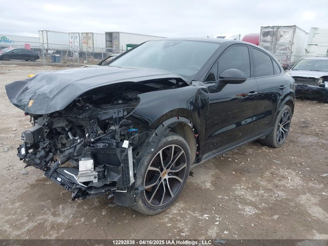 Porsche Cayenne 2023 WP1BA2AY0PDA27397 Image 2