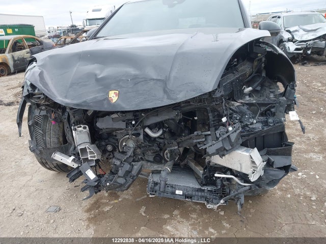 Porsche Cayenne 2023 WP1BA2AY0PDA27397 Image 6