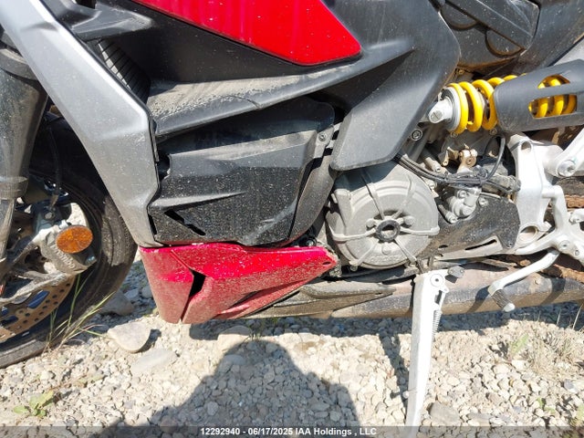 Ducati Streetfighter 2023 ZDMFAKYW1PB005495 Image 9
