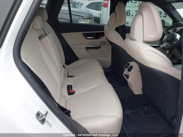 W1NKM4HB4RF210016 Mercedes-Benz m254