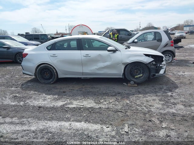 3KPF54AD1KE025052 KIA mpi nu