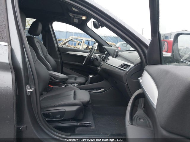 WBXHT3C31G5E52866 BMW X1