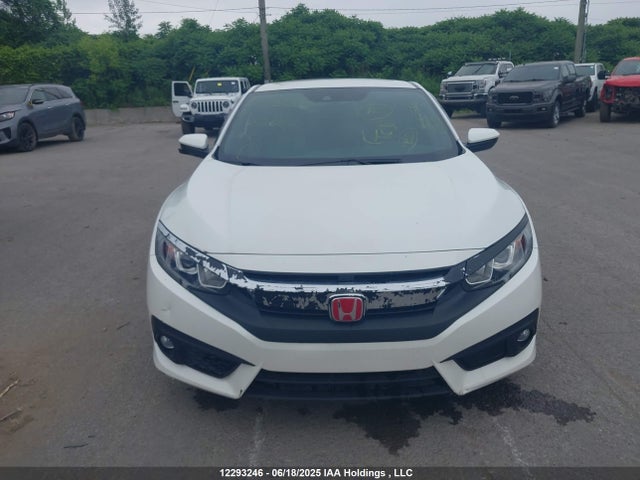 Honda 2018 2018 2HGFC3B4XJH451065 Image 13