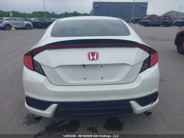 Honda 2018 2018 2HGFC3B4XJH451065 Image 17