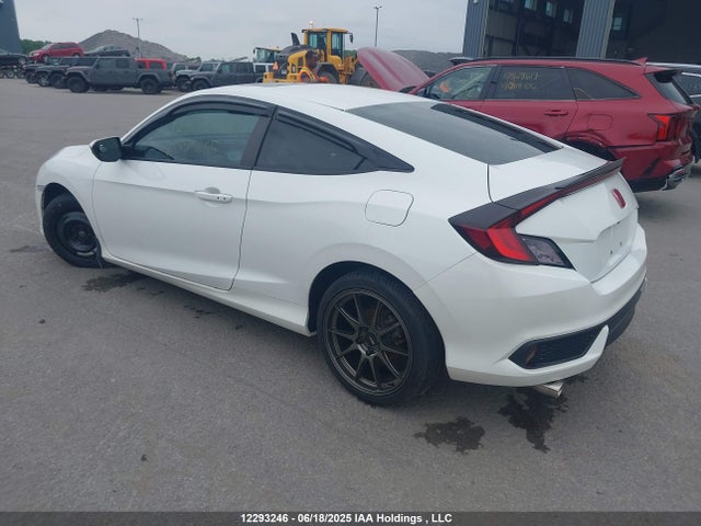 Honda 2018 2018 2HGFC3B4XJH451065 Image 3