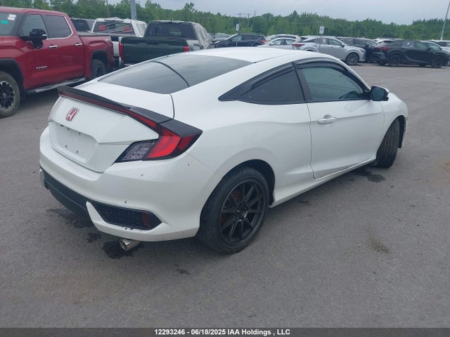 Honda 2018 2018 2HGFC3B4XJH451065 Image 4