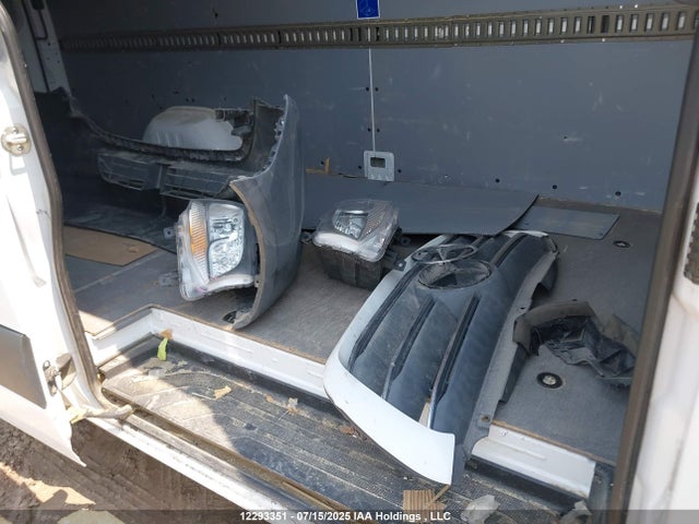 WD3BF1ED0KT013903 Mercedes-Benz m 274 with brake assist