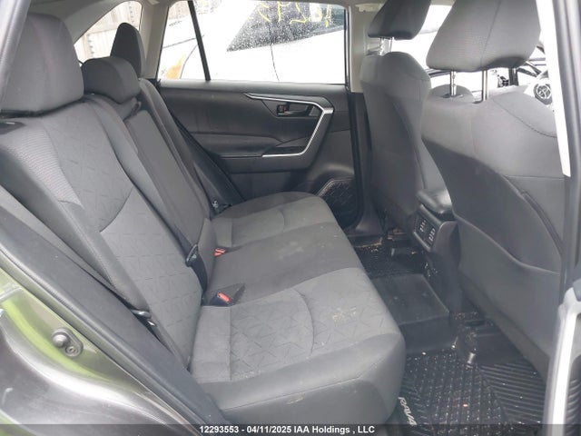 Toyota RAV4 LE 2024 2T3B1RFV3RC403655 Image 8
