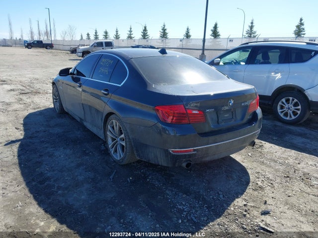 BMW 535i 2016 WBA5B3C59GG256239 Image 3