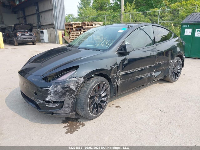 7SAYGDEF7PF665298 Tesla Model Y
