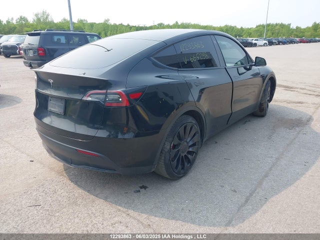 7SAYGDEF7PF665298 Tesla Model Y