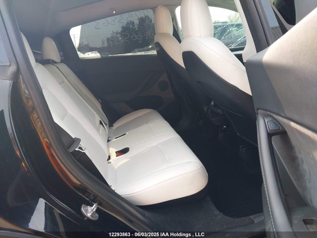 7SAYGDEF7PF665298 Tesla Model Y