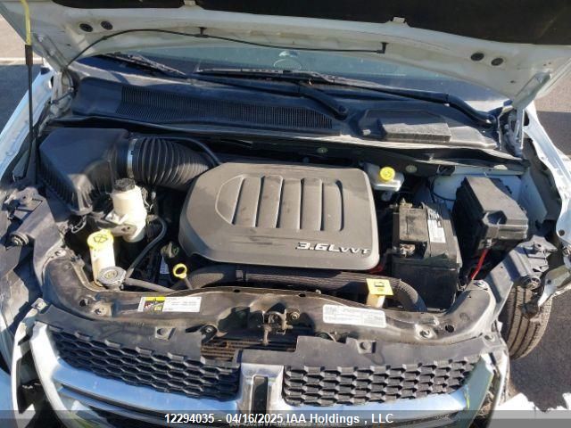 2C4RDGCG3GR353040 Dodge Grand Caravan Sxt