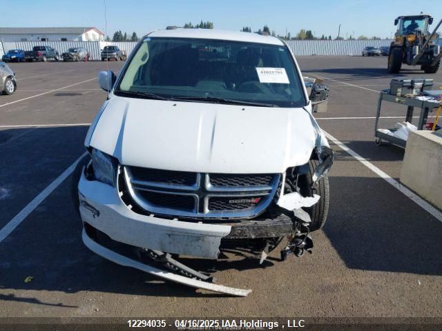 2C4RDGCG3GR353040 Dodge Grand Caravan Sxt