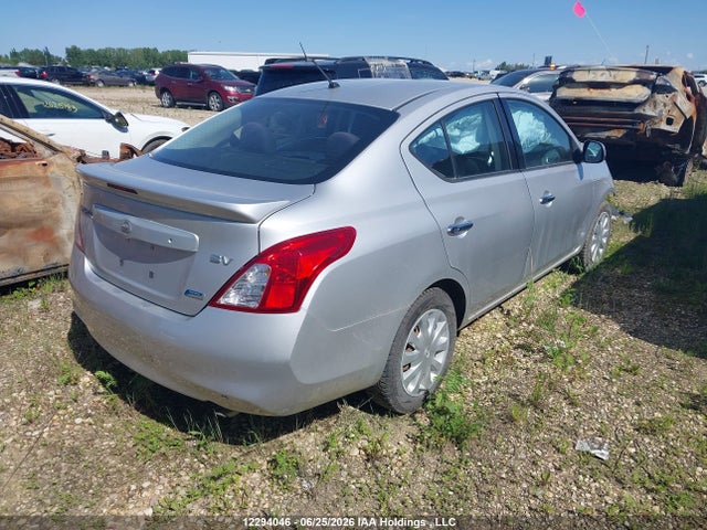 Aukcja sprzedaży 2014 Nissan Versa S/s Plus/sv/sl, vin: 3N1CN7AP5EL824690, numer aukcji: 12294046