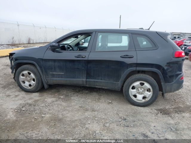 1C4PJMAS8GW175462 Jeep Cherokee