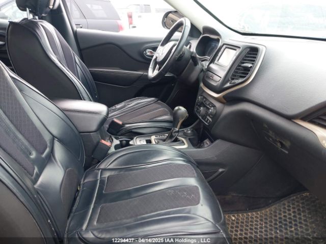 1C4PJMAS8GW175462 Jeep Cherokee