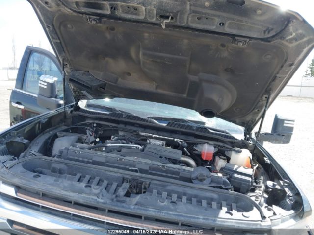 2GC4YVEY8P1722336 Chevrolet l5p