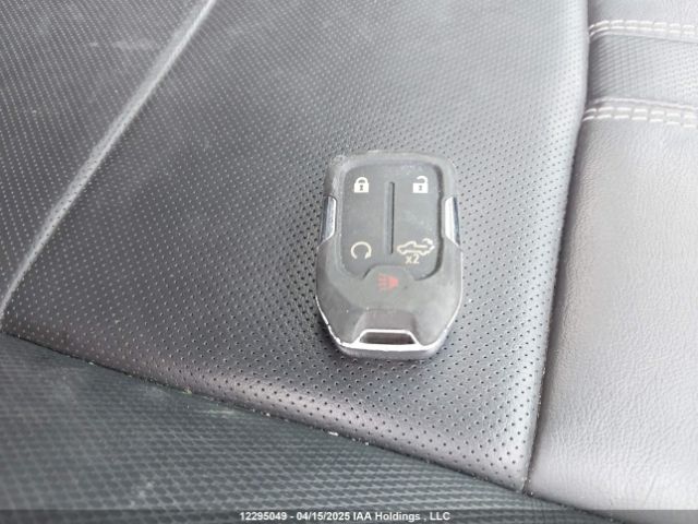2GC4YVEY8P1722336 Chevrolet l5p