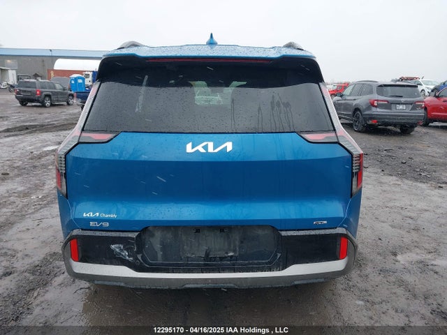 KNDAEFS56S6060012 KIA ev9