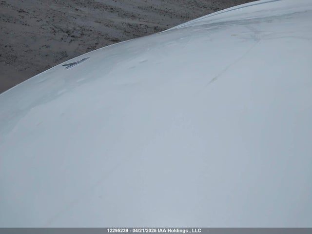 7SAYGDEE7RF012402 Tesla Model Y