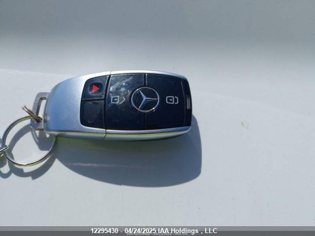 W1NYC6BJ0MX421614 Mercedes-Benz m176