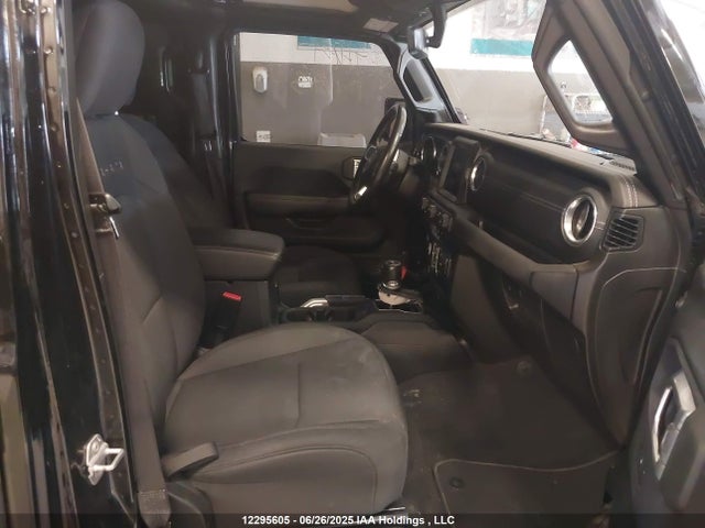 1C4HJXEN4MW598884 Jeep Wrangler
