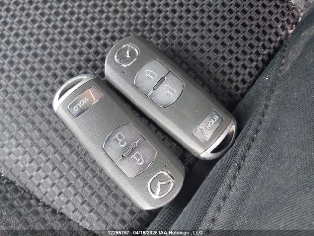 JM1BN1L79J1181524 Mazda 3 TOURING