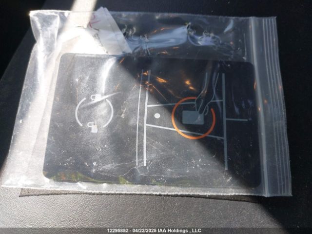7SAYGAEE2PF760213 Tesla Model Y