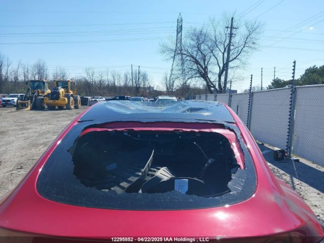 7SAYGAEE2PF760213 Tesla Model Y
