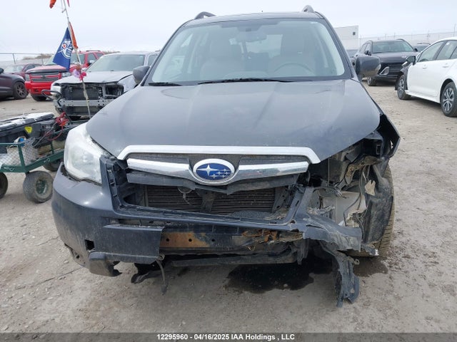 Subaru Forester 2.5i Touring 2015 JF2SJCTC6FH451877 Image 12