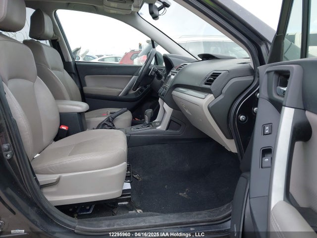 Subaru Forester 2.5i Touring 2015 JF2SJCTC6FH451877 Image 5