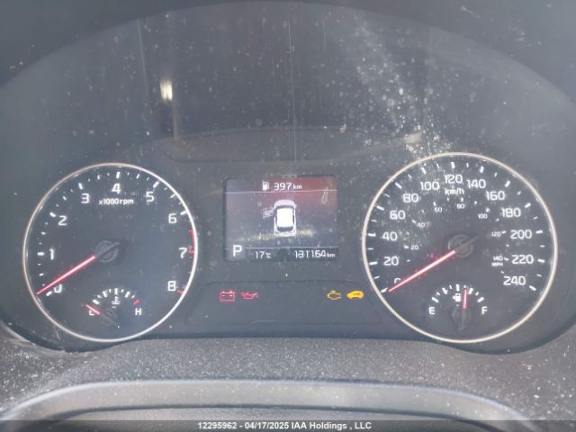 KNDEP2AA2N7245742 KIA Seltos