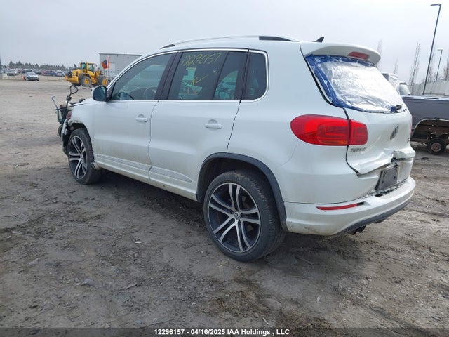 WVGLV7AX1HW502751 Volkswagen Tiguan