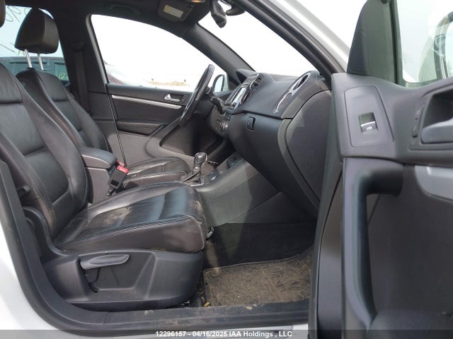 WVGLV7AX1HW502751 Volkswagen Tiguan