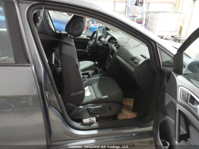 3VW117AU2FM008017 Volkswagen Golf