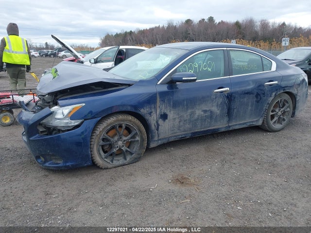 Nissan Maxima 2014 1N4AA5AP8EC436388 Image 2